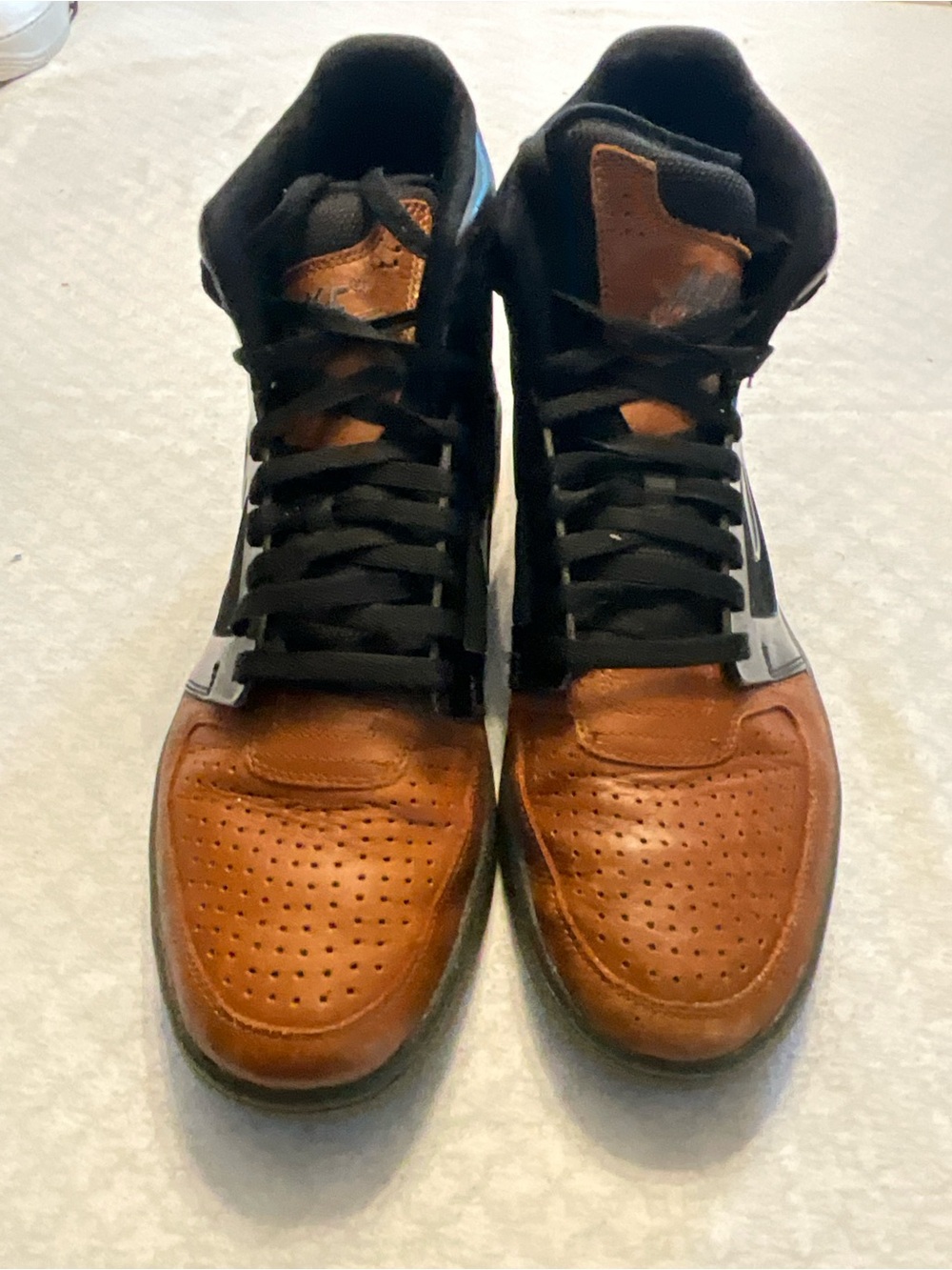 Nike Men's High-Top Sneakers in Brown and Black